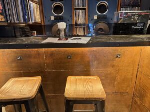 有楽町で手っ取り早く作業できるカフェ　the stand