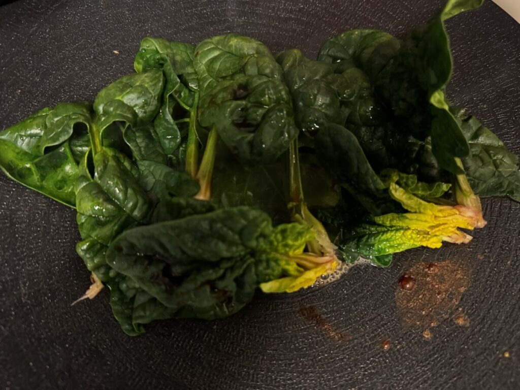 ちぢみほうれん草バター醤油炒め