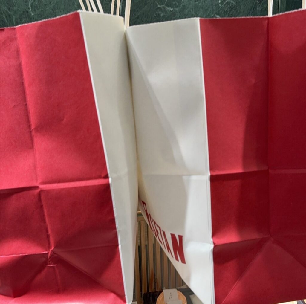 300個の鈴懸えんもちは大きな袋２袋