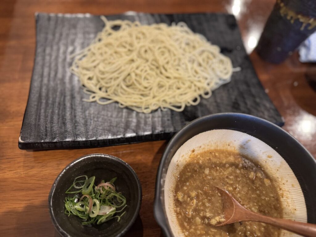 川越・十限無の十割蕎麦のおすすめはクルミだれ