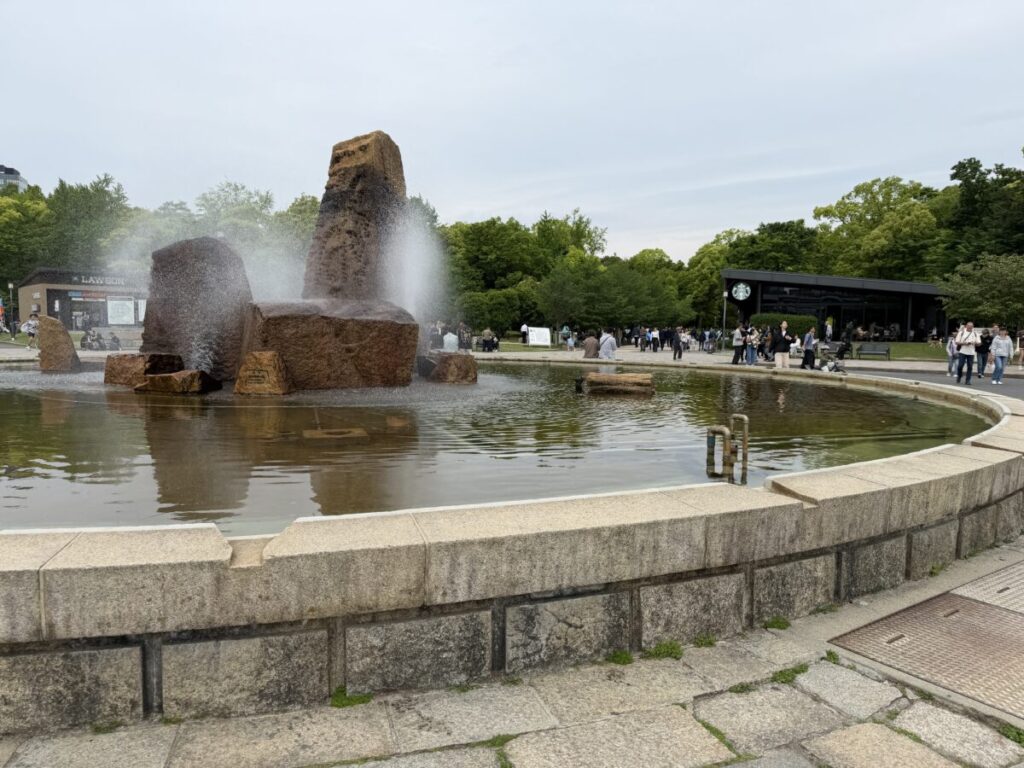 スターバックス大阪城公園森ノ宮店は噴水のすぐ奥　駅から近い！