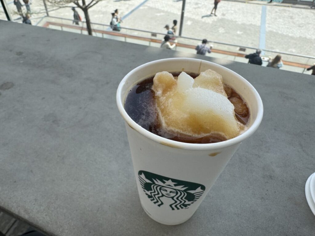 Yuzu Cold Brew iced coffeeは香港のスターバックス