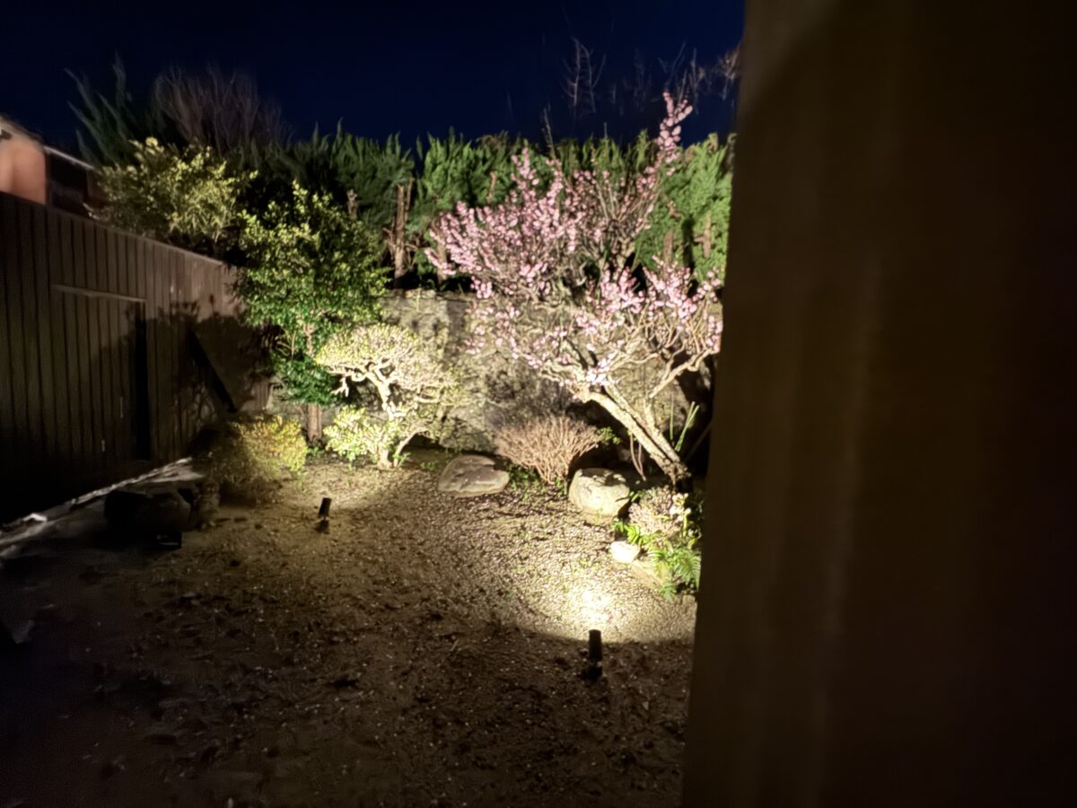 rakuten stay izumoの完全プライベートな庭の縁側でサウナ後完全に整う