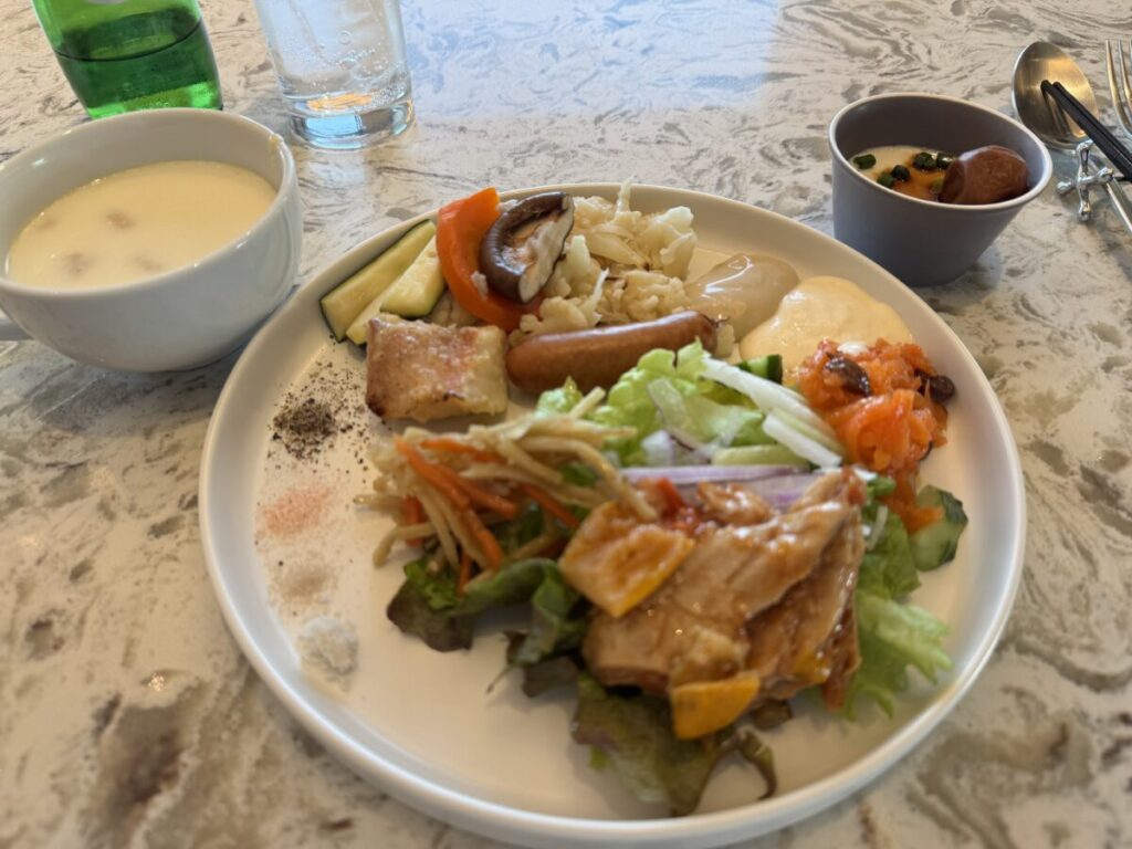 ロイヤルパークアイコニック御堂筋のexecutive lounge朝食