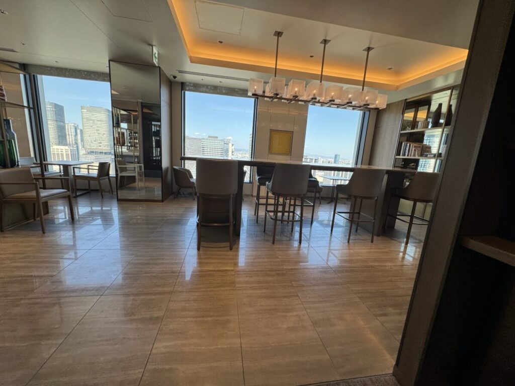 ロイヤルパークアイコニック大阪御堂筋のエグゼクティブラウンジ