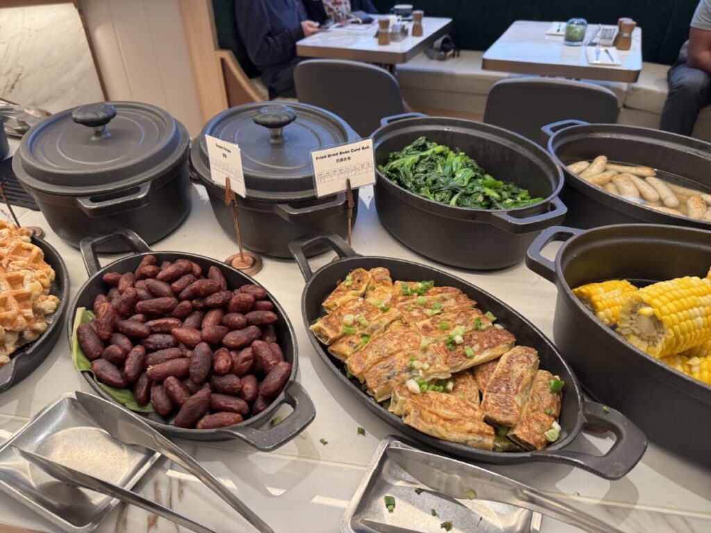 香港クラウンプラザホテルcauseway bayの朝食ビュッフェは豪華