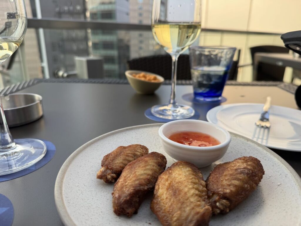 香港コーズウエイベイのクラウンプラザのクラブラウンジの食べ物はクオリティ高い!