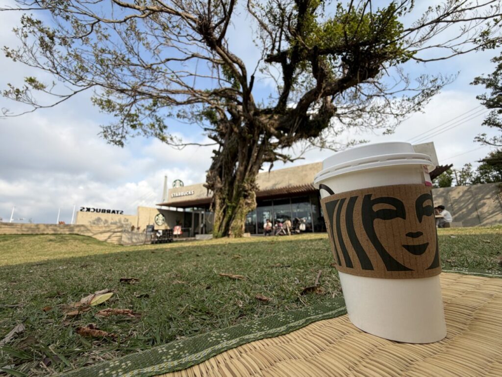 沖縄ならではのスペシャル体験スタバ　ゴザスタバ